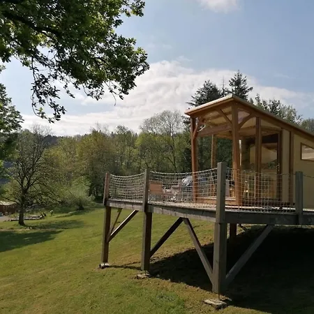 Monchateau Etoile, Insolite Avec *