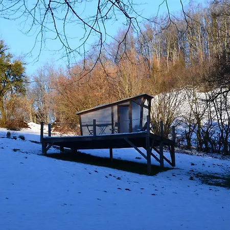 Monchateau Etoile, Insolite Avec